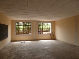 Ein fertig gemalertes Klassenzimmer